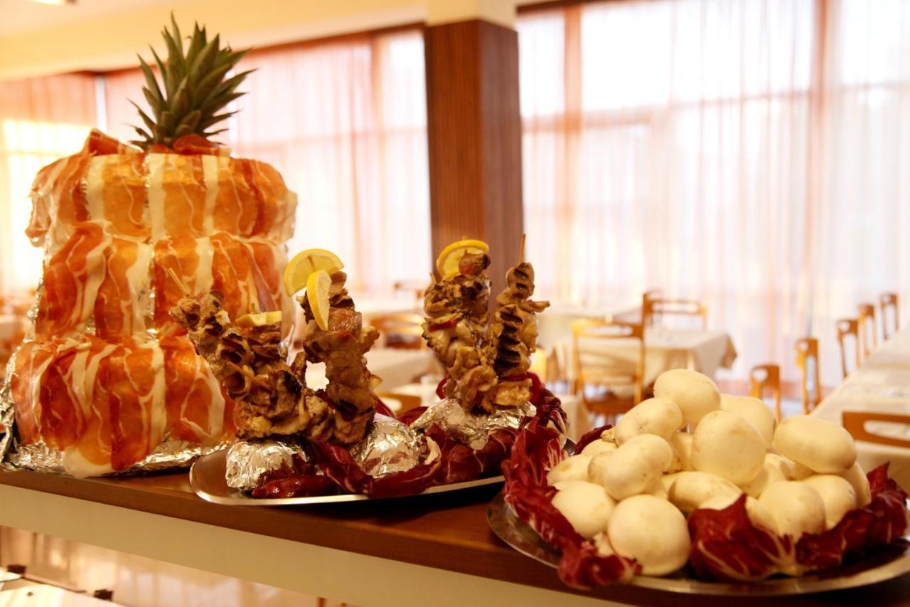 Hotel Alfa Anche In All Inclusive Rimini Zewnętrze zdjęcie